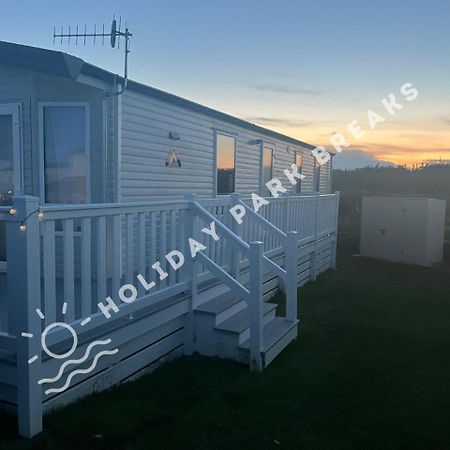 Sunset - A Relaxing Gold 3 Bed Holiday Home At Seal Bay Resort Chichester Exterior photo
